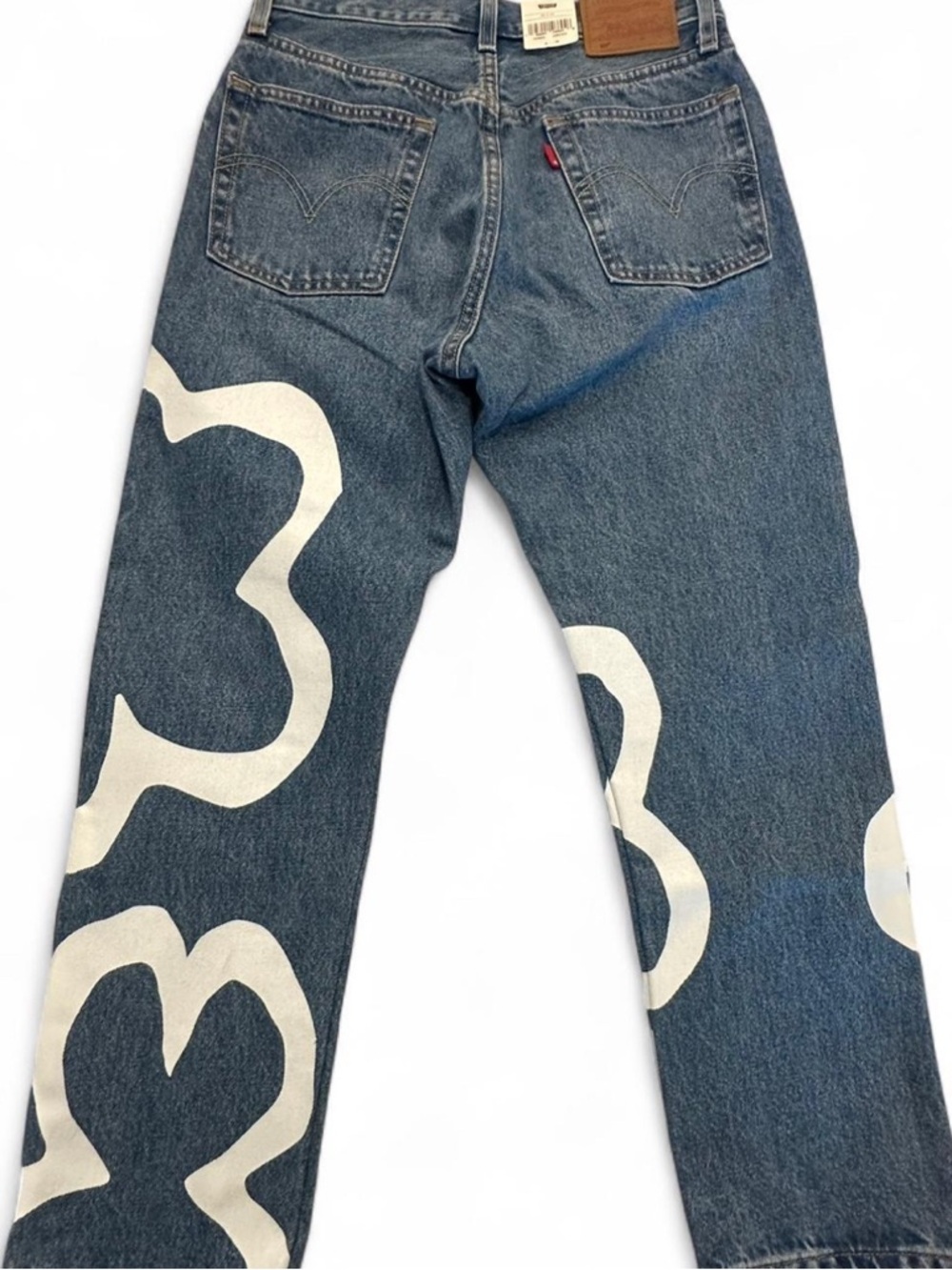 Levi's 501 Blue Jeans with White Floral Print - Picture 7 of 8